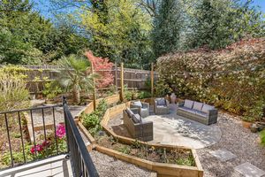 Photo 76- click for photo gallery